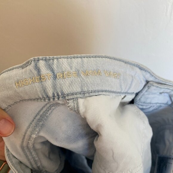 American Eagle Highest Rise Mom Jean Short Tie Dye Size 2 - Picture 7 of 10